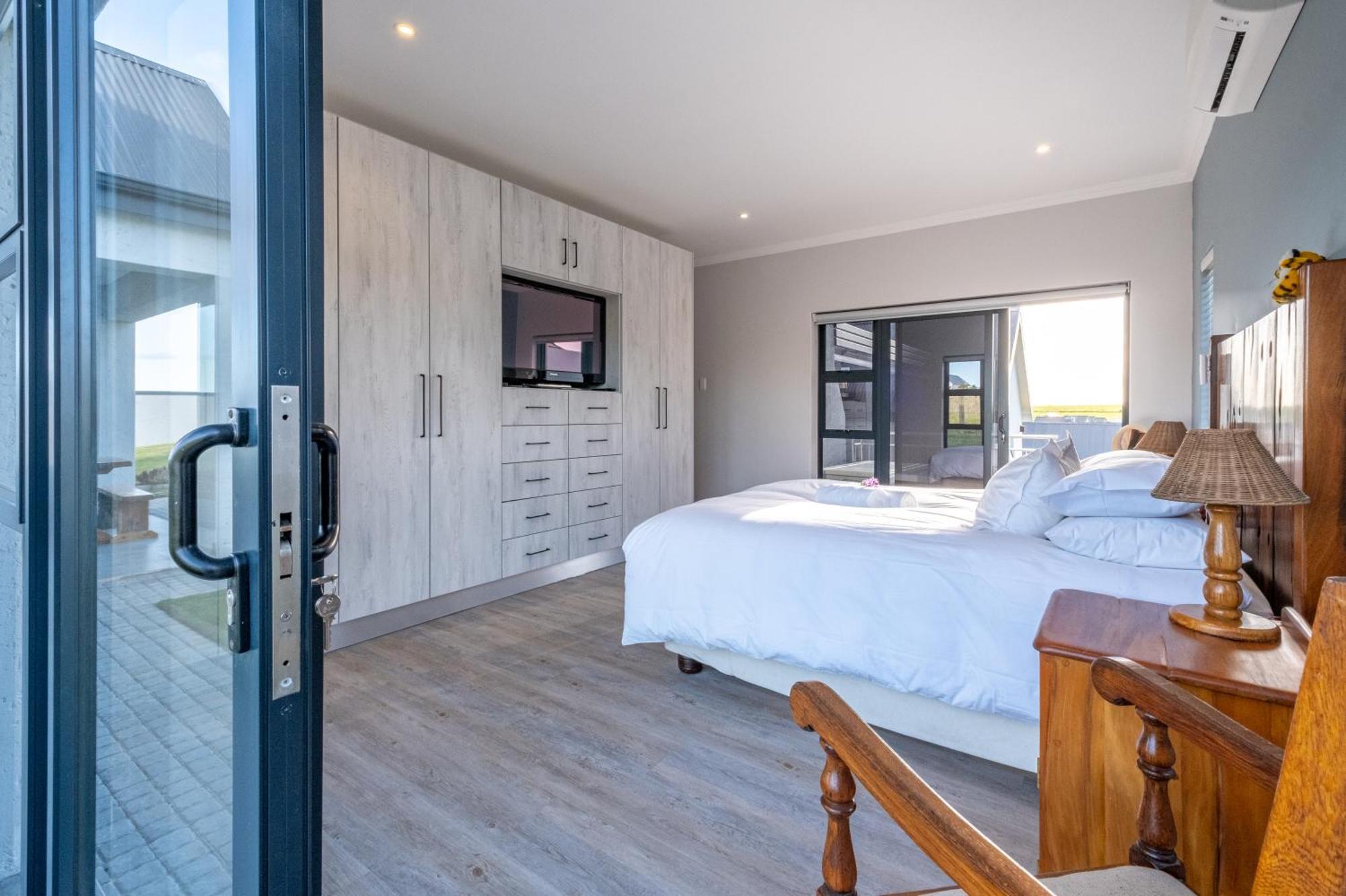 The Halfway House @ Kingswood Golf Estate Βίλα George Εξωτερικό φωτογραφία